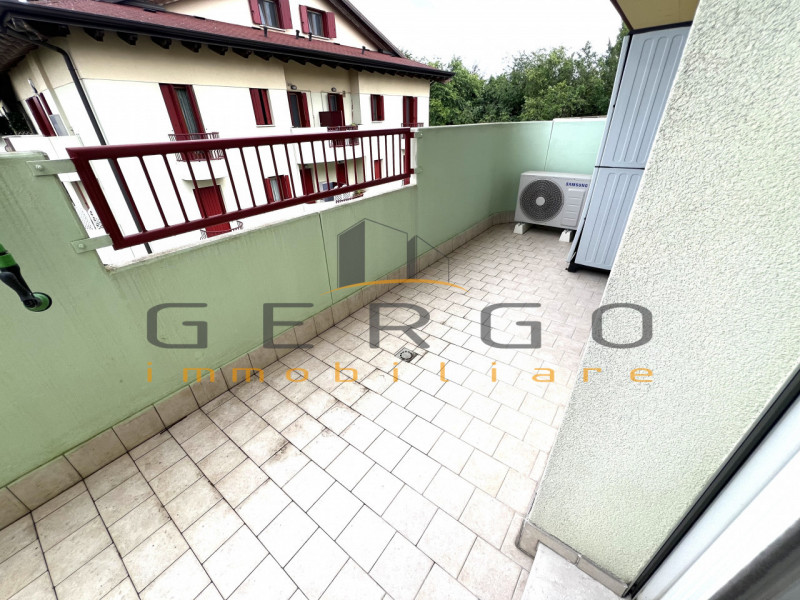 (Per INFO Cristina 3389226442) NON PER STUDENTI. A Padova, vicinanze capolinea sud del tram, con ...