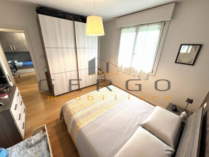 (Per INFO Cristina 3389226442) NON PER STUDENTI. A Padova, vicinanze capolinea sud del tram, con ...