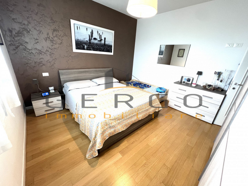 (Per INFO Cristina 3389226442) NON PER STUDENTI. A Padova, vicinanze capolinea sud del tram, con ...