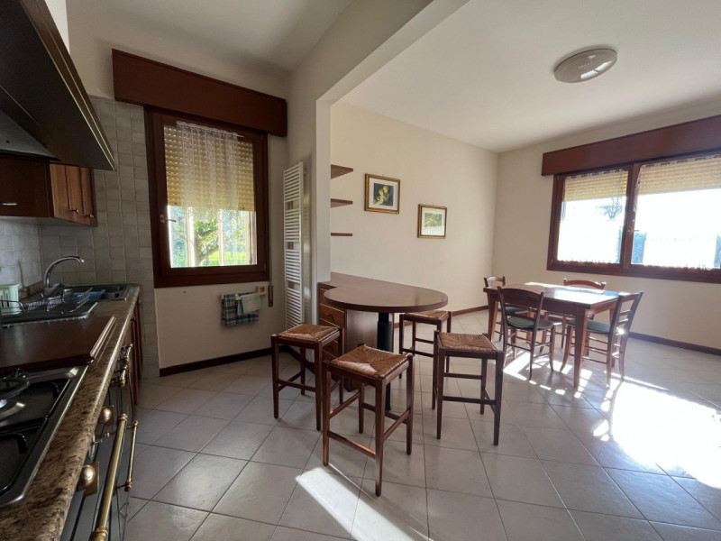 GALTA DI VIGONOVO: Classe Energetica in fase di definizione.
In zona verde e tranquilla, casa sin...