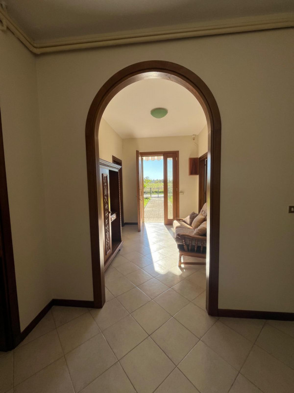 GALTA DI VIGONOVO: Classe Energetica in fase di definizione.
In zona verde e tranquilla, casa sin...