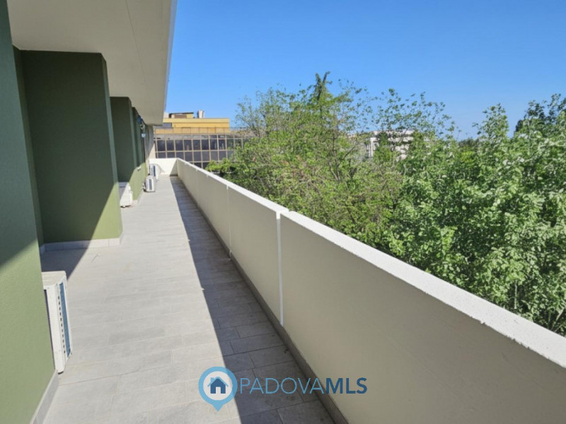 Immobile in esclusiva al Gruppo Padova MLS
PADOVA Zona Stanga - Via Pellizzo. Proponiamo in affit...