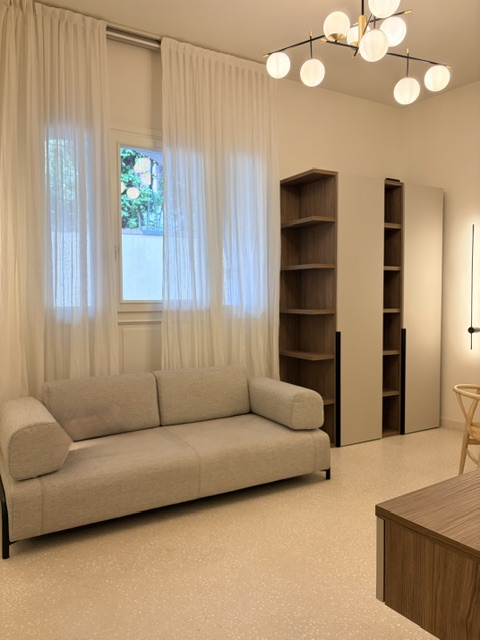 In centro storico, in prestigioso palazzo d'epoca, è disponibile un pied-à-terre di circa 40 mq c...