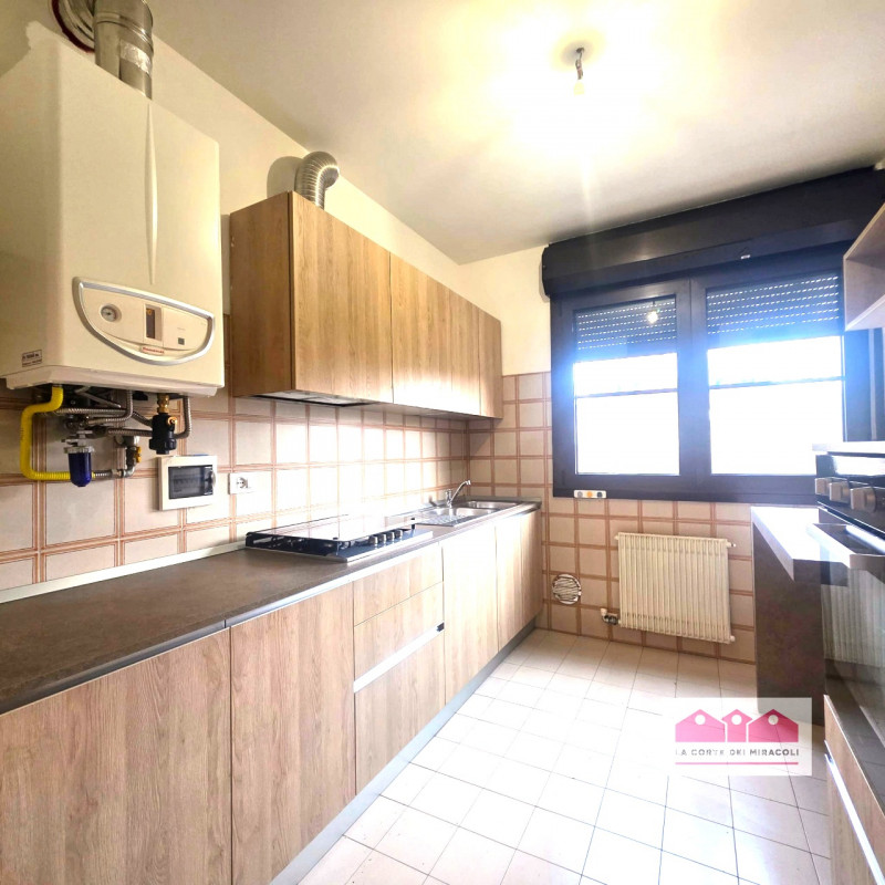 LOCAZIONE 3+2 CON SPOSTAMENTO RESIDENZA - VICENZA, ZONA TEATRO NUOVO: A DUE PASSI DALLE MURA STOR...