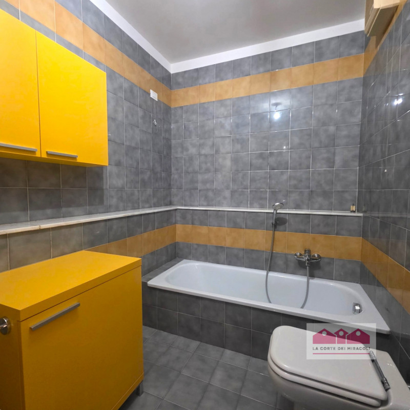 LOCAZIONE 3+2 CON SPOSTAMENTO RESIDENZA - VICENZA, ZONA TEATRO NUOVO: A DUE PASSI DALLE MURA STOR...