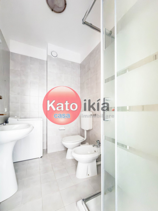 Zona Pomari mini appartamento completamente arredato, ideale anche per investimento.

Composizion...