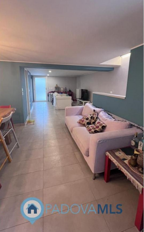 Immobile in esclusiva al Gruppo Padova MLS

SS.TRINITA' A pochi minuti dalla piazzetta Buonarroti...
