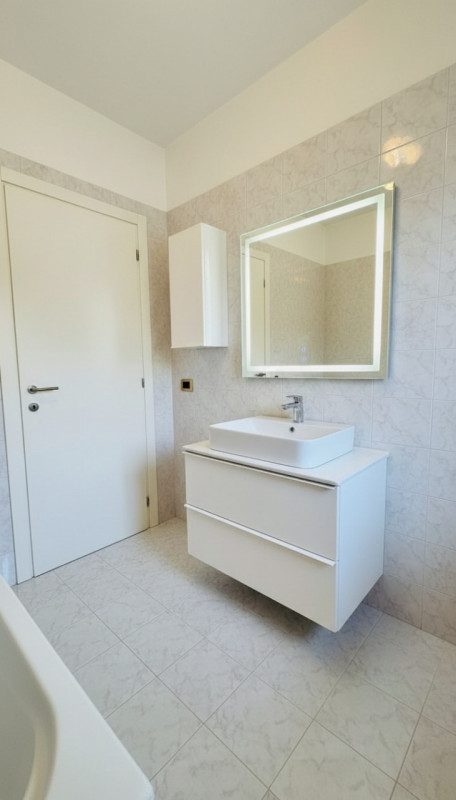 VIGONZA-Perarolo-: proponiamo questa interessante bifamiliare nel tranquillo quartiere residenzia...