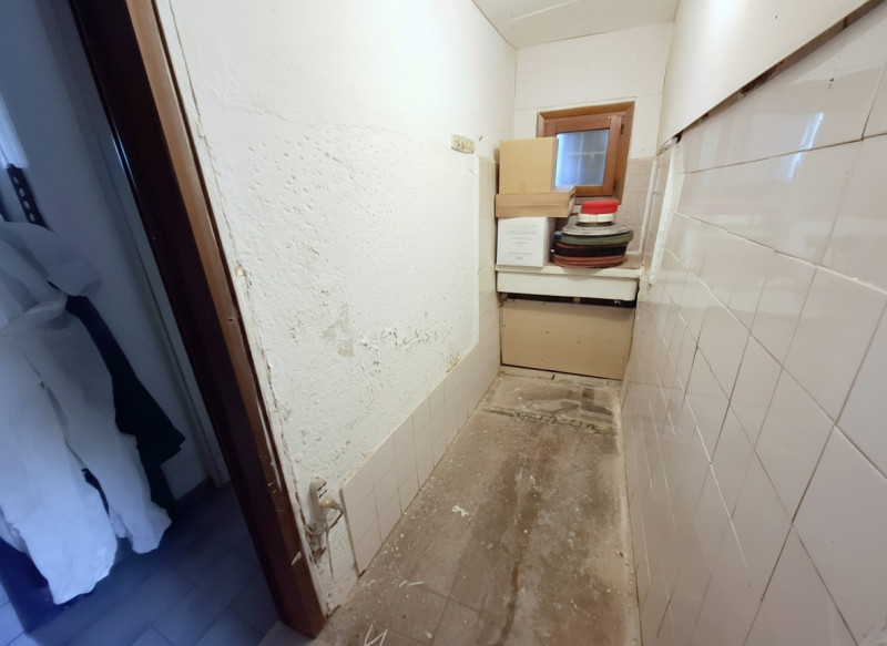 RUSTICO CON 2 UNITA' COMPLETAMENTE DA RISTRUTTURARE A MASERA'

A pochi minuti dal centro di Maser...