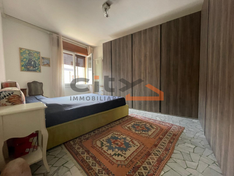 VIALE VENEZIA - BASSANO, a due passi dal centro storico, proponiamo appartamento grande e luminos...