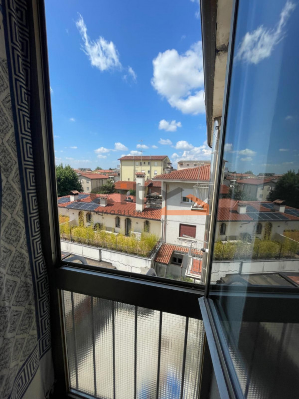 VIALE VENEZIA - BASSANO, a due passi dal centro storico, proponiamo appartamento grande e luminos...