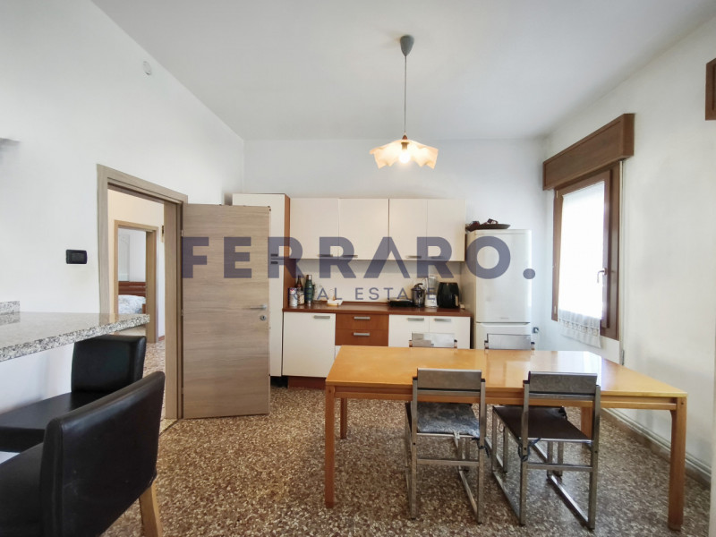 Treviso, Monigo. Codice CV18. 

In tranquillo contesto residenziale, proponiamo ampio e luminoso ...