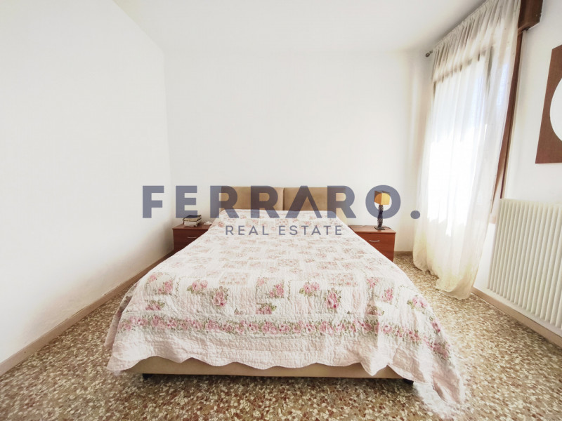 Treviso, Monigo. Codice CV18. 

In tranquillo contesto residenziale, proponiamo ampio e luminoso ...