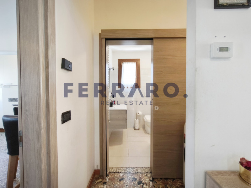 Treviso, Monigo. Codice CV18. 

In tranquillo contesto residenziale, proponiamo ampio e luminoso ...