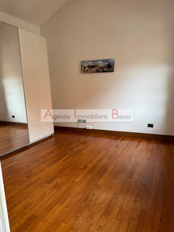 APPARTAMENTO IN CENTRO STORICO-ZONA RIVIERA TISO DA CAMPOSAMPIERO/TORRESINO
In contesto tranquill...