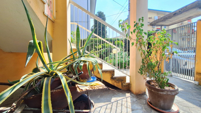 Sogni una casa singola, con giardino, con tanto spazio per far crescere la tua famiglia e possibi...