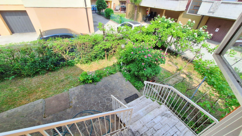 Sogni una casa singola, con giardino, con tanto spazio per far crescere la tua famiglia e possibi...