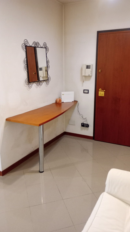 Appartamento in Via Trieste comodissimo ad ogni servizio( centro storico, stazione ferroviaria, u...