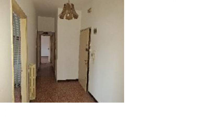 APVE 1-26

Vendesi all'asta appartamento 1 piano 2 camere in data 18 giugno 2026

Appartamento su...