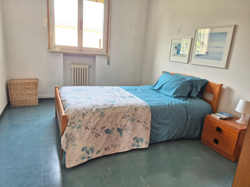 Nel quartiere Ca’ Nave di Cittadella, in piena zona Borghi, proponiamo un ampio appartamento inse...