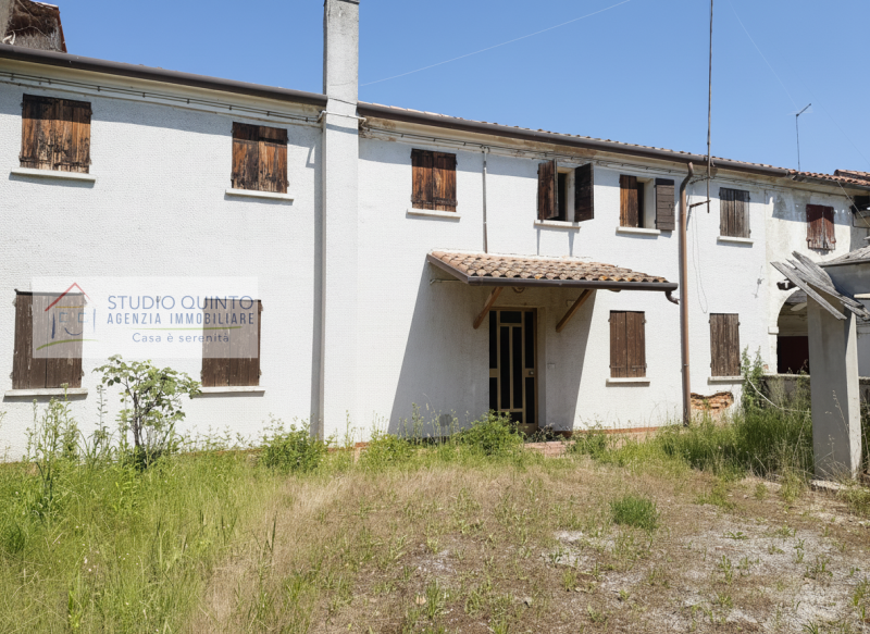 Alcune foto presenti nell’annuncio potrebbero essere state modificate o migliorate tramite intell...