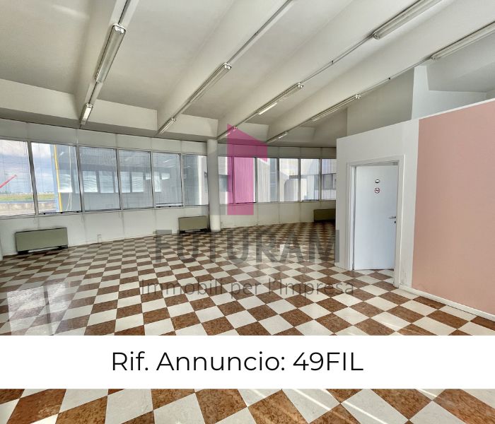 VICENZA - 49FIL - PER INFO 0444310220

Proponiamo in VENDITA un ufficio di 92 mq al primo piano i...