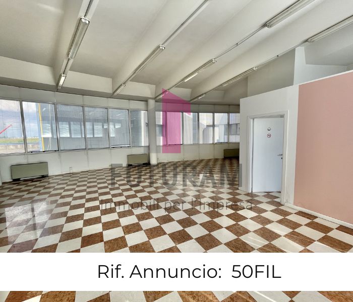 VICENZA - 49FIL - PER INFO 0444310220

Proponiamo in AFFITTO un ufficio di 92 mq al primo piano i...