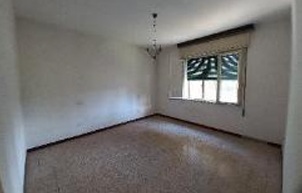 Vendesi all'asta appartamento in data 18 giugno 2026

Scoprite un'opportunità imperdibile nel cuo...