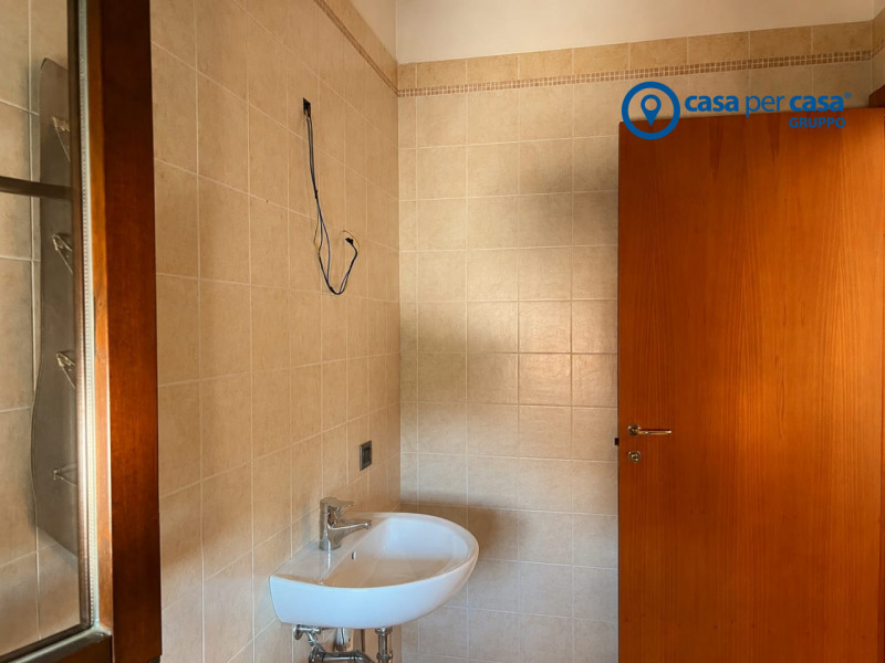 APPROVATO GRUPPO CASA PER CASA: VALUTATO, CONTROLLATO, GESTITO IN ESCLUSIVA.

ZONA:
L'immobile è ...
