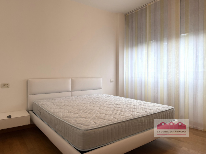 ZONA BANCHE: CURATO E LUMINOSO MINI APPARTAMENTO CON SOFFITTA IN ZONA TRANQUILLA E BEN ABITATA, A...