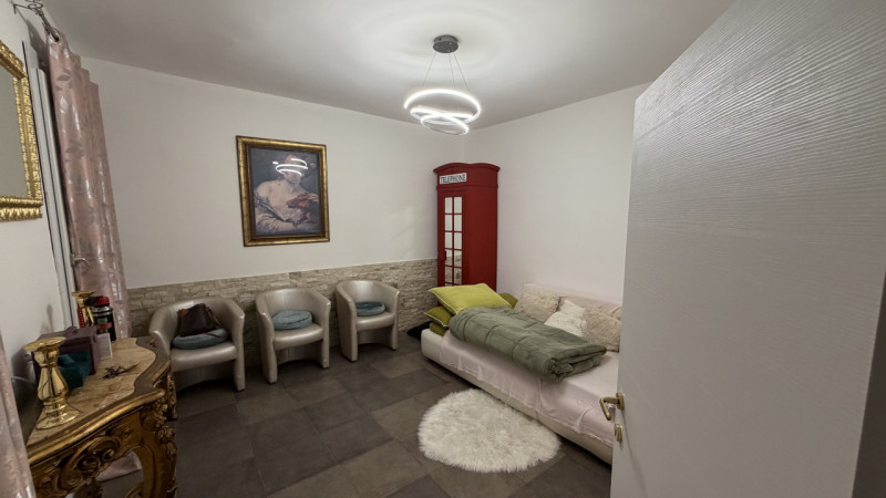 Nostra ESCLUSIVA splendida casa singola terratetto situata nel tranquillo e ricercato quartiere d...