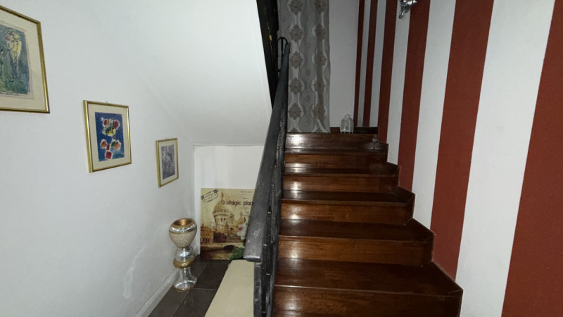 Nostra ESCLUSIVA splendida casa singola terratetto situata nel tranquillo e ricercato quartiere d...