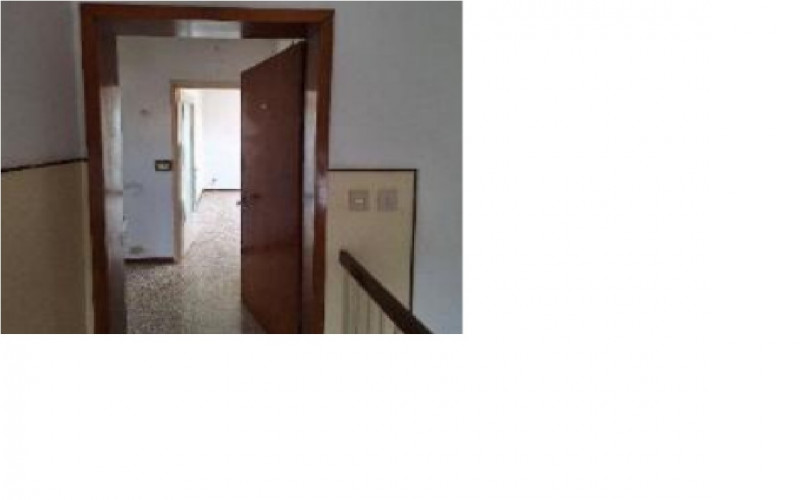 APVE 7-26

Vendesi all'asta appartamento al 3 piano 2  camere in data 18  giugno 2026

Appartamen...