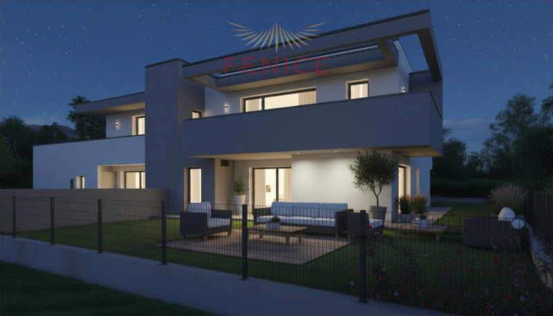 Esclusivo progetto residenziale di sole 4 unità completamente indipendenti, situato in Via Marco ...