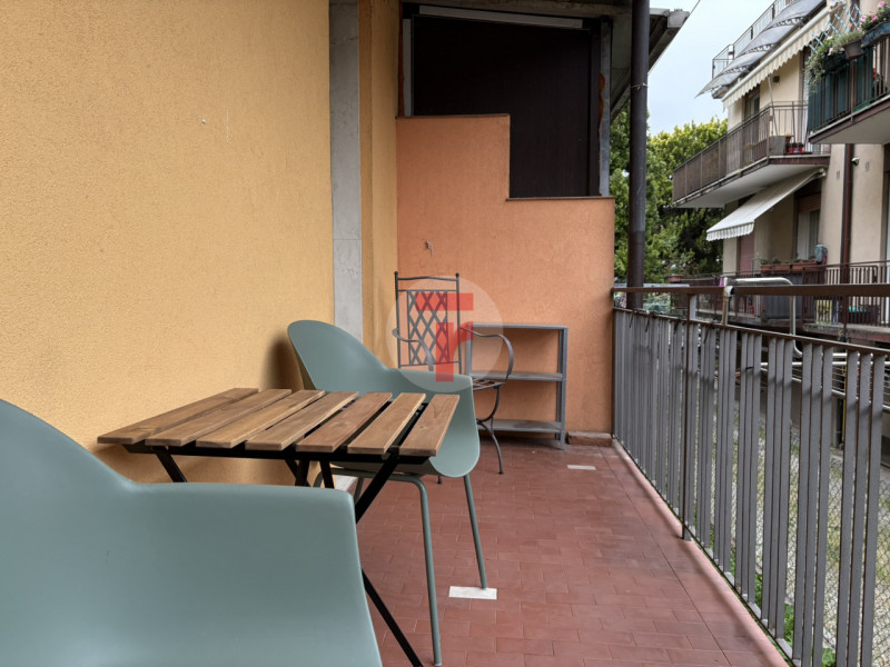 STANZA SINGOLA in appartamento condiviso situato in zona San Bellino, un quartiere comodo e ben s...