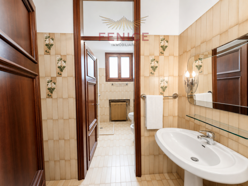 Scopri questa splendida villa con dependance situata nel cuore di Possagno a pochi metri dal Temp...