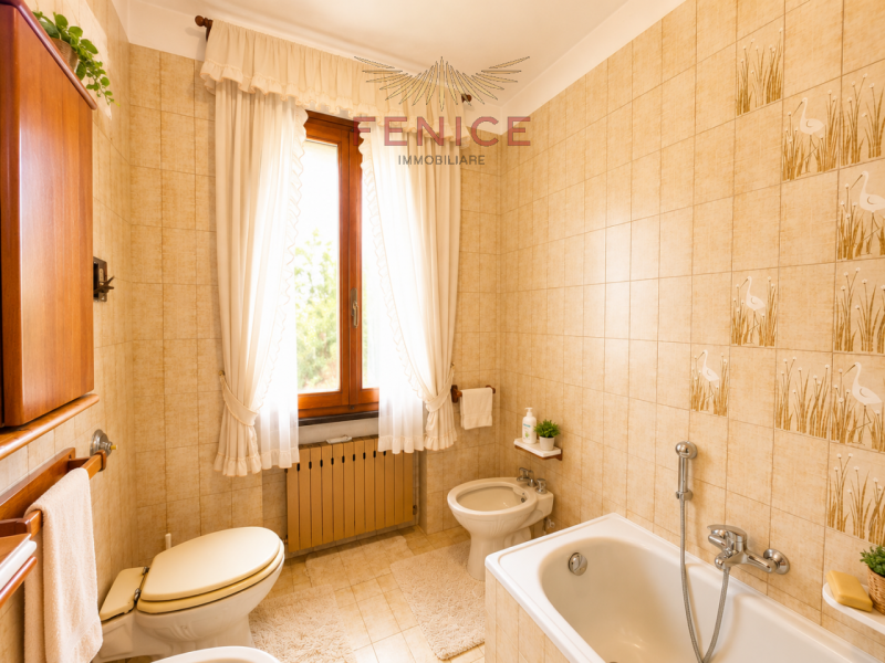 Scopri questa splendida villa con dependance situata nel cuore di Possagno a pochi metri dal Temp...
