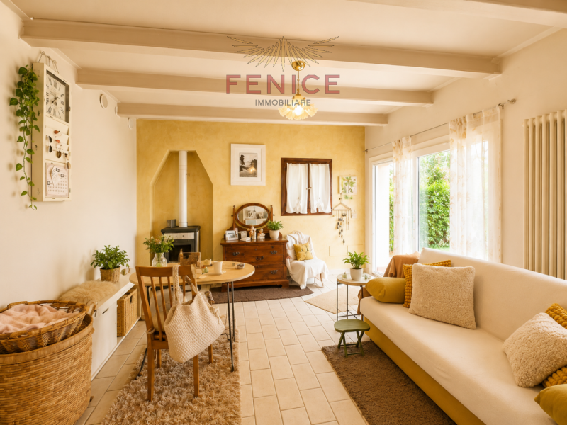 Scopri questa splendida villa con dependance situata nel cuore di Possagno a pochi metri dal Temp...