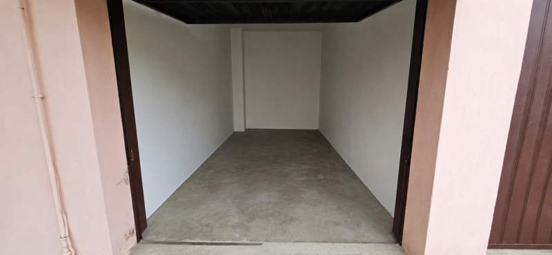NOVENTA PADOVANA Centro. Proponiamo un luminoso appartamento quadrilocale situato nel cuore di No...