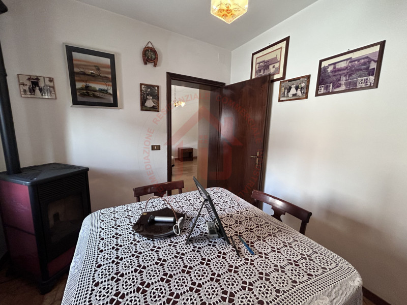 RIF: FR031 GRANTORTO - PADOVA Proponiamo in vendita casa a schiera su due livelli con plateatico ...