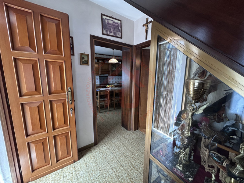 RIF: FR031 GRANTORTO - PADOVA Proponiamo in vendita casa a schiera su due livelli con plateatico ...