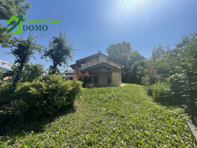 Santorso: La Villa in Bioedilizia che non accetta compromessi
TRE BUONI MOTIVI PER ACQUISTARE QUE...