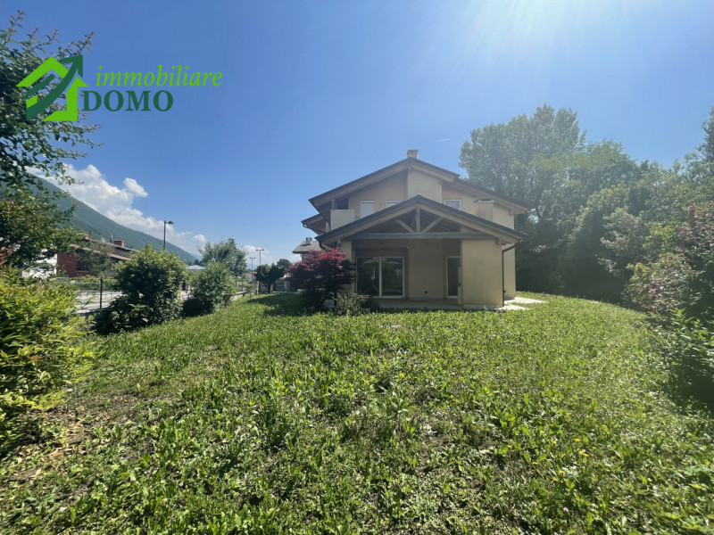 Santorso: La Villa in Bioedilizia che non accetta compromessi
TRE BUONI MOTIVI PER ACQUISTARE QUE...