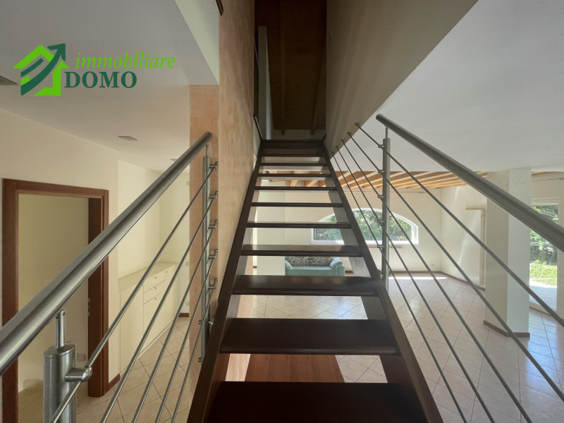 Santorso: La Villa in Bioedilizia che non accetta compromessi
TRE BUONI MOTIVI PER ACQUISTARE QUE...