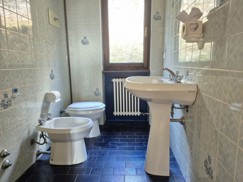 A Pieve Tesino nota località Trentina a 900 s.l.m. nonchè uno dei borghi più belli d'Italia, prop...