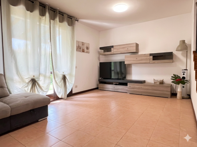 MONTA’ – PADOVA | Porzione indipendente in quadrifamiliare con giardino.

A soli 10 minuti dal ce...