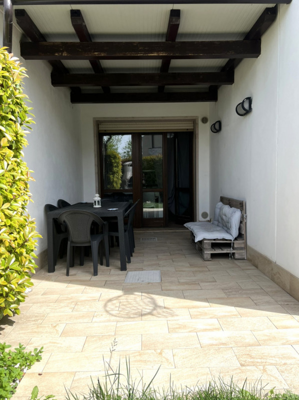MONTA’ – PADOVA | Porzione indipendente in quadrifamiliare con giardino.

A soli 10 minuti dal ce...