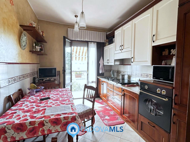 Immobile in esclusiva al Gruppo Padova MLS

PADOVA – TORRE | Luminoso appartamento con 2 camere, ...
