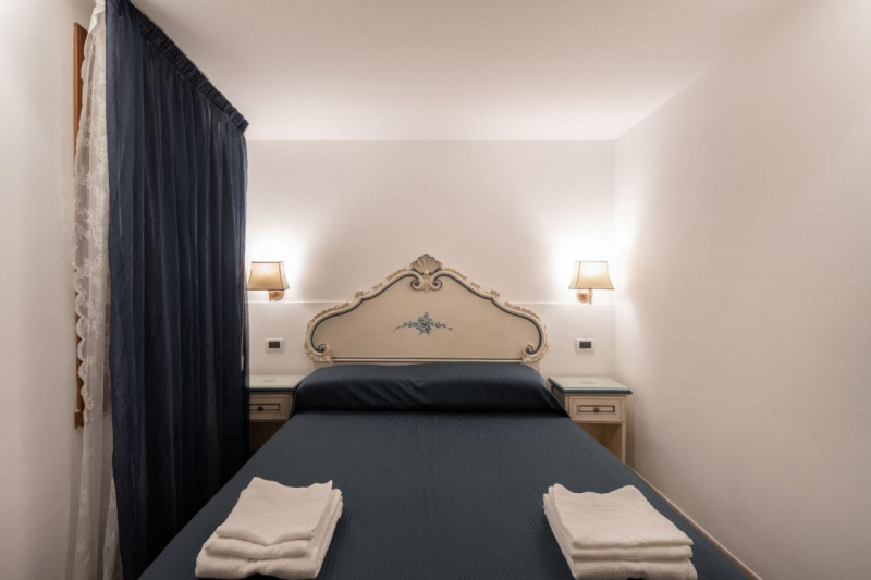 Scopri questa splendido immobile in vendita, situata nella storica zona di Venezia - Centro. Con ...