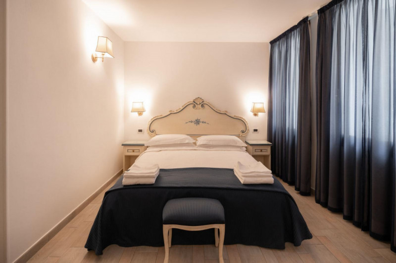 Scopri questa splendido immobile in vendita, situata nella storica zona di Venezia - Centro. Con ...